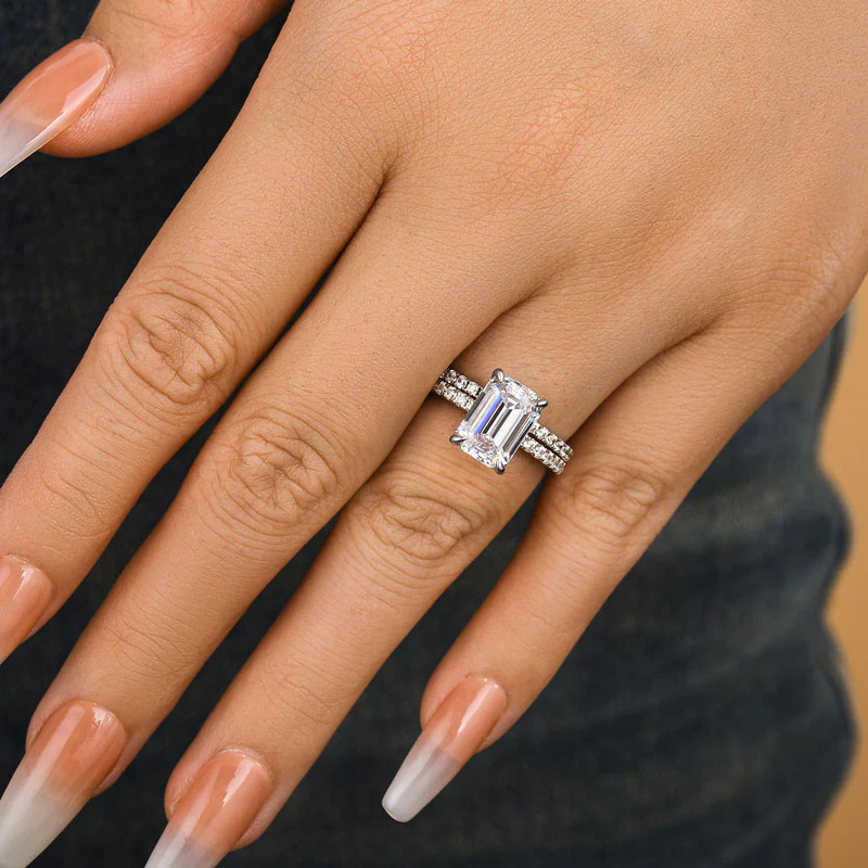 Emerald Cut Engagement Rings