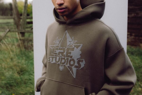 Ere Studios Hoodie – Minimalismus trifft auf luxuriöse Streetwear Ere Studios Hoodie