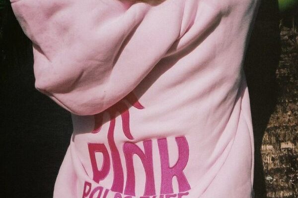 Why Everyone’s Talking About the Pink Palm Puff