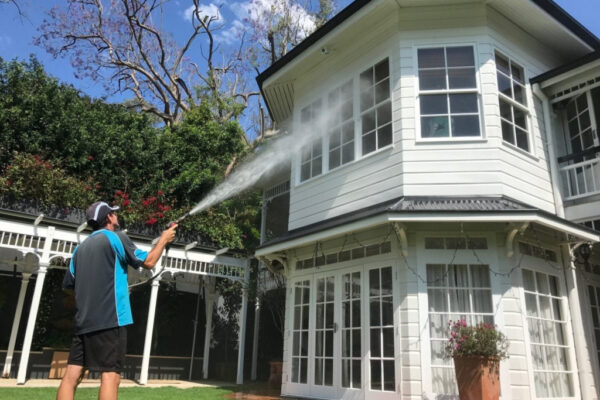 How House Washing Boosts Curb Appeal Instantly